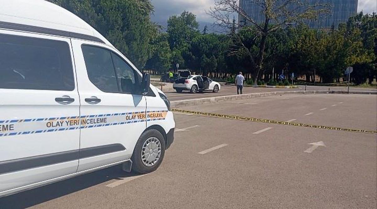 Bursa Adliyesi'nde boşanma davası gerginliği: Silahla ateş açıldı, 5 gözaltı