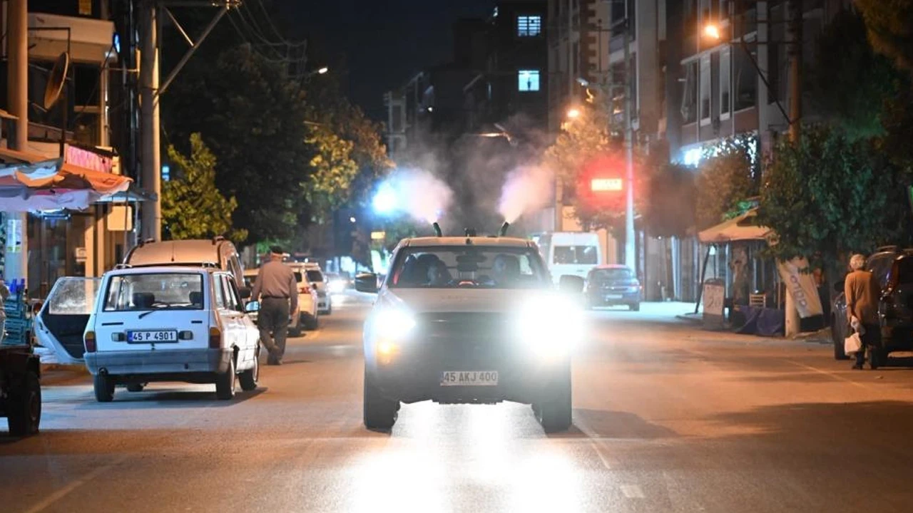 Manisa’da vektörle kapsamlı mücadele: Akhisar’da ilaçlama yoğunlaştırıldı