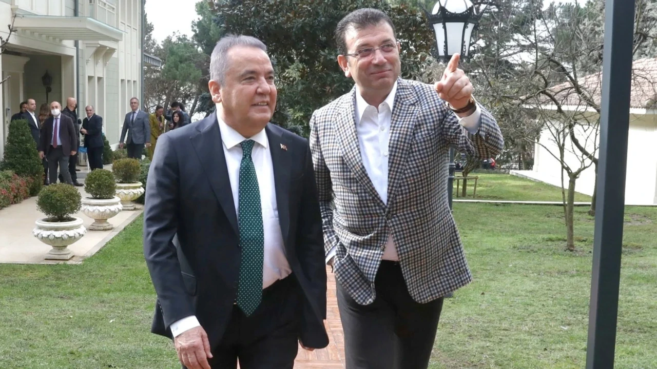 Muhittin Böcek'in ifadesindeki gizemli para trafiğini Şamil Tayyar deşifre etti
