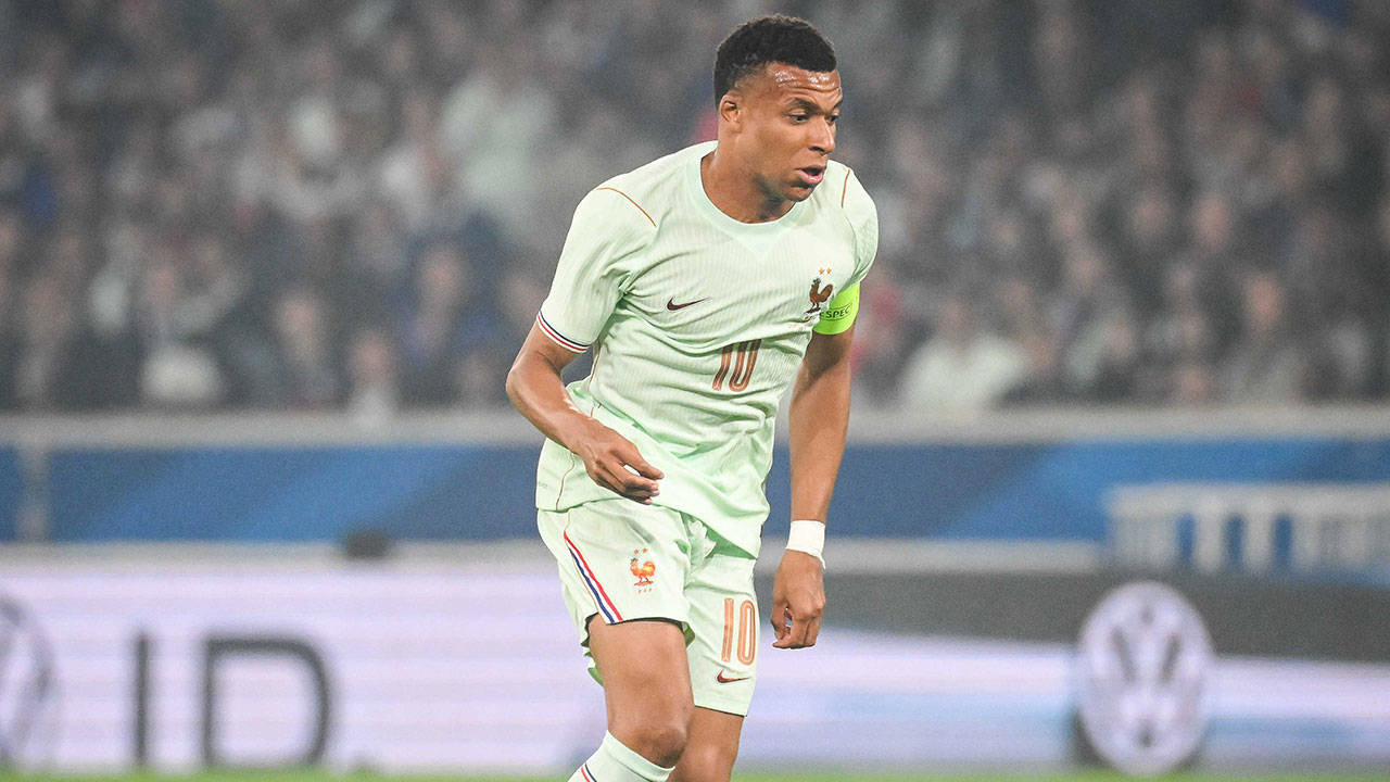 Kylian Mbappe aşırı sağa karşı ses yükseltiyor