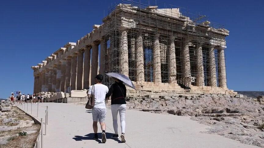 Yunanistan Sağlık Bakanlığı çöl sıcaklarına karşı dikkatli olunmasını istedi