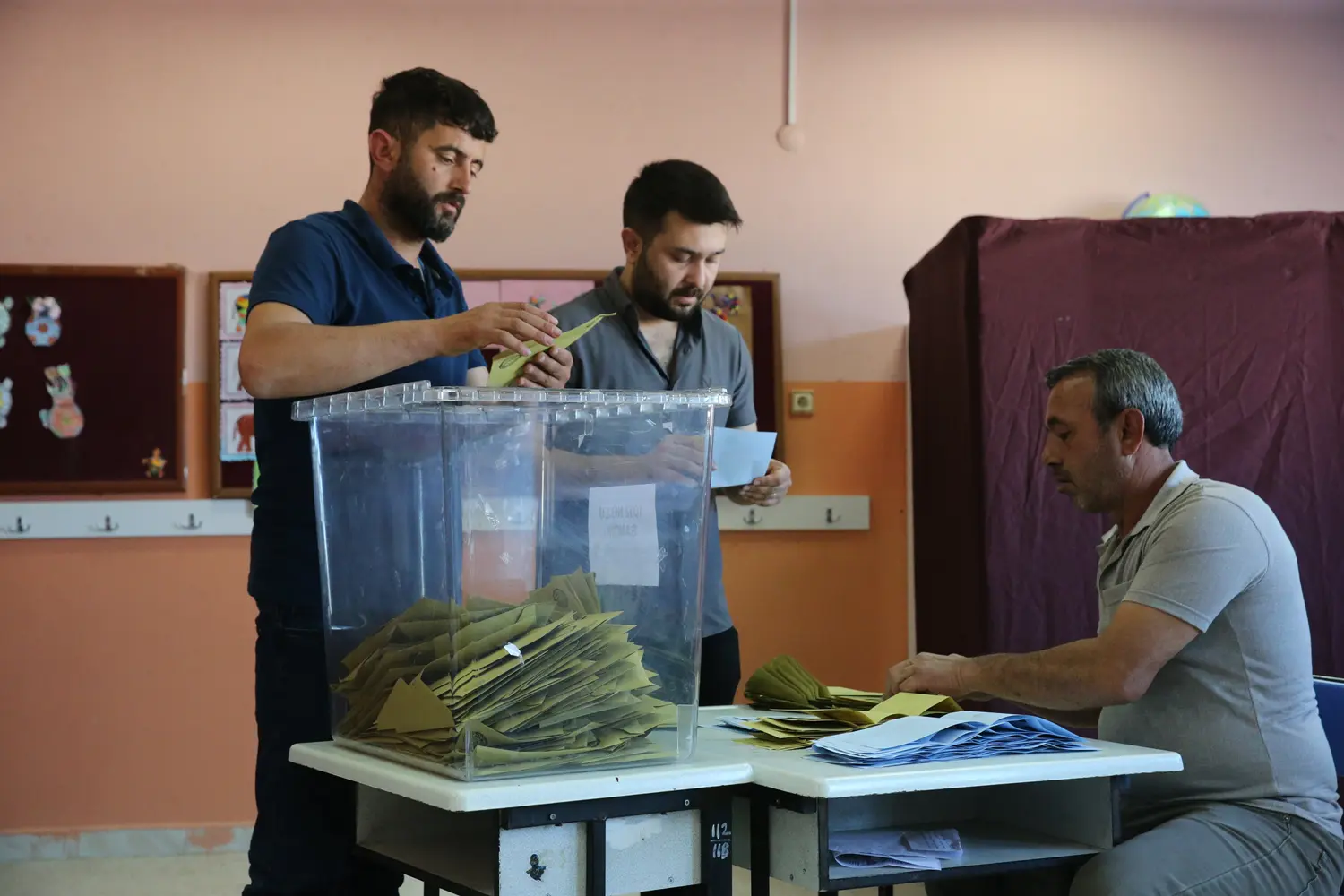 Ara seçimde Cumhur İttifakı rüzgarı: 5 beldeyi açık farkla kazandı