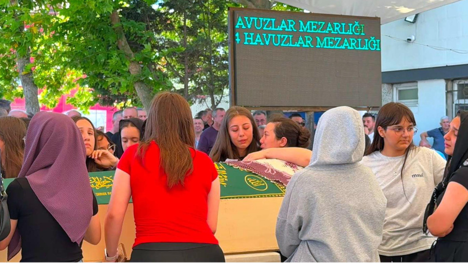 Nilsu'nun kahreden ölümü! Serinlemek için girdiği denizde boğuldu!