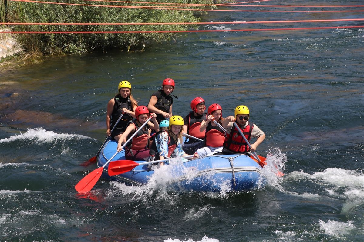 Yozgat'ta rafting heyecanı yaz boyunca sürüyor
