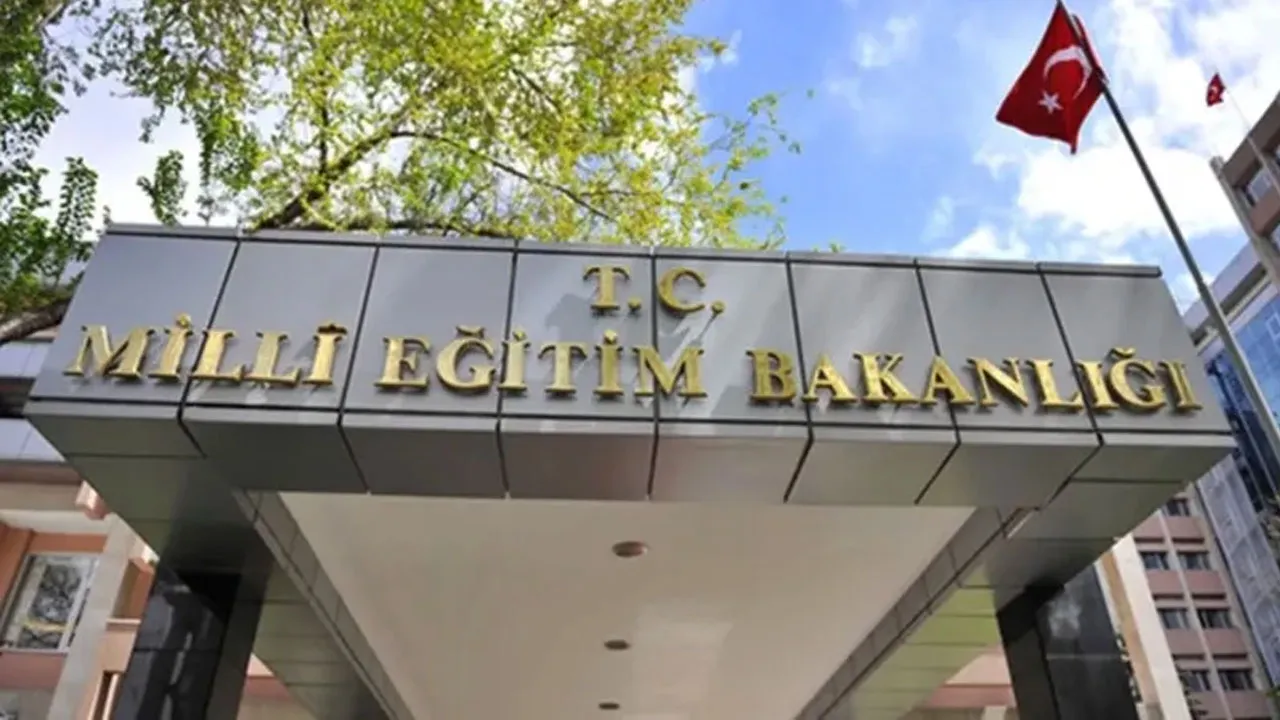 MEB’den önemli program! Dersimizin adı: Türk kültüründe aile