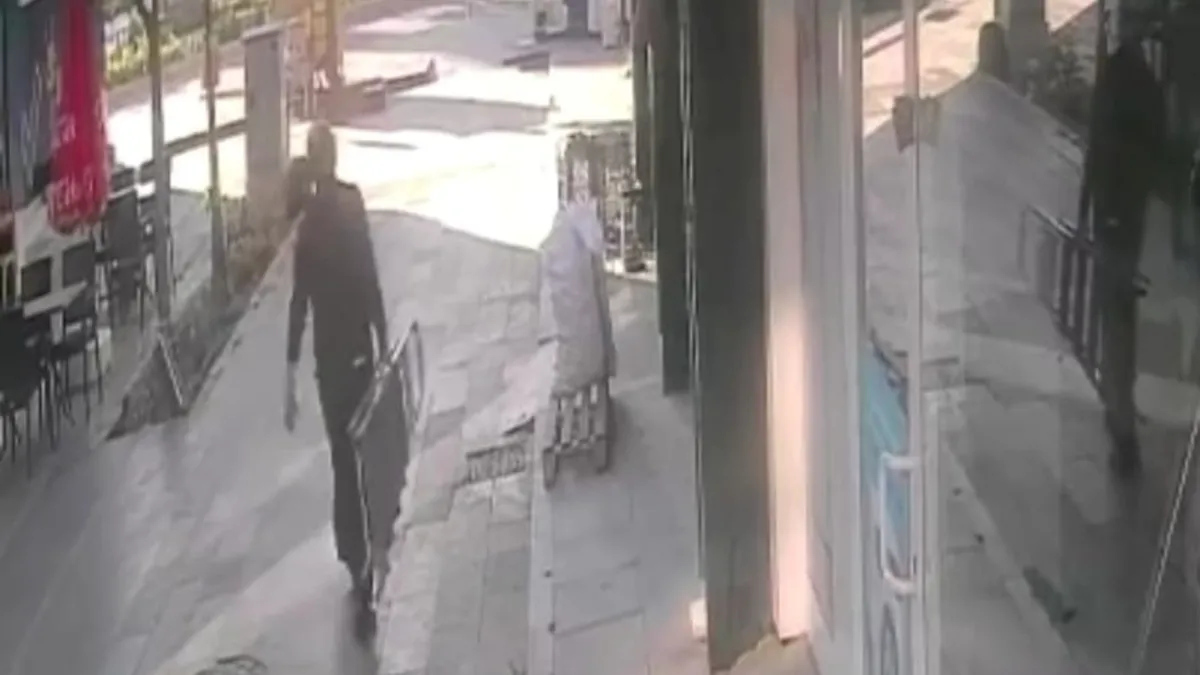 İş yerine girmek isterken düşerek hayatını haybetti