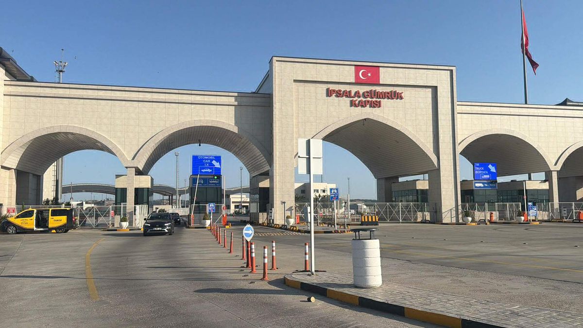 Yunan gümrükçülerin eylemi sınır kapılarını durdurdu