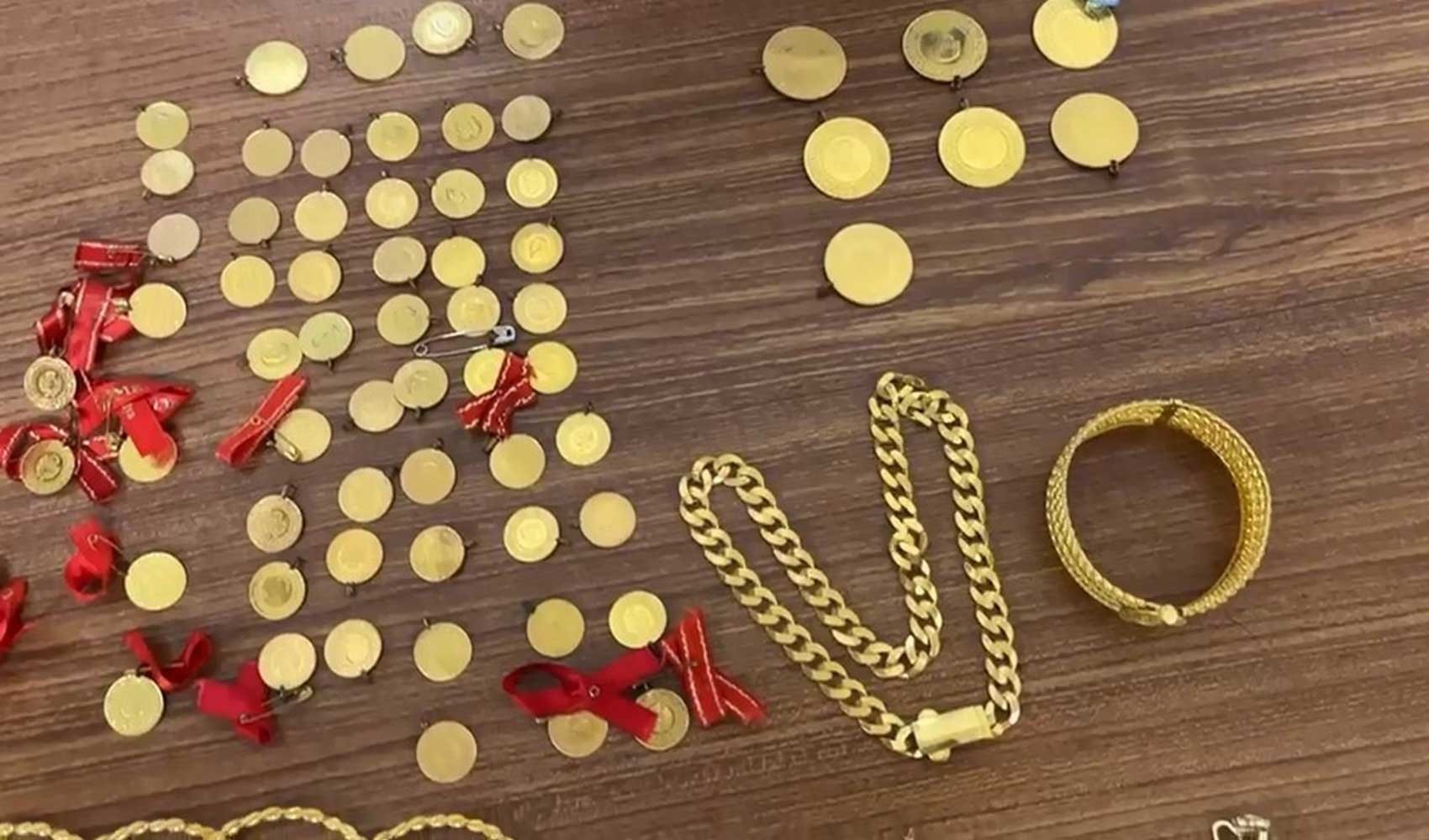 6,5 milyon liralık altın dolu çantayı buldu, polise teslim etti