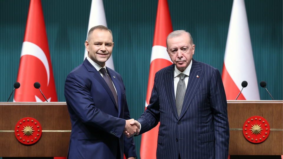 Erdoğan: Polonya ile ticaret hacmini 15 milyar dolara çıkarmayı hedefliyoruz