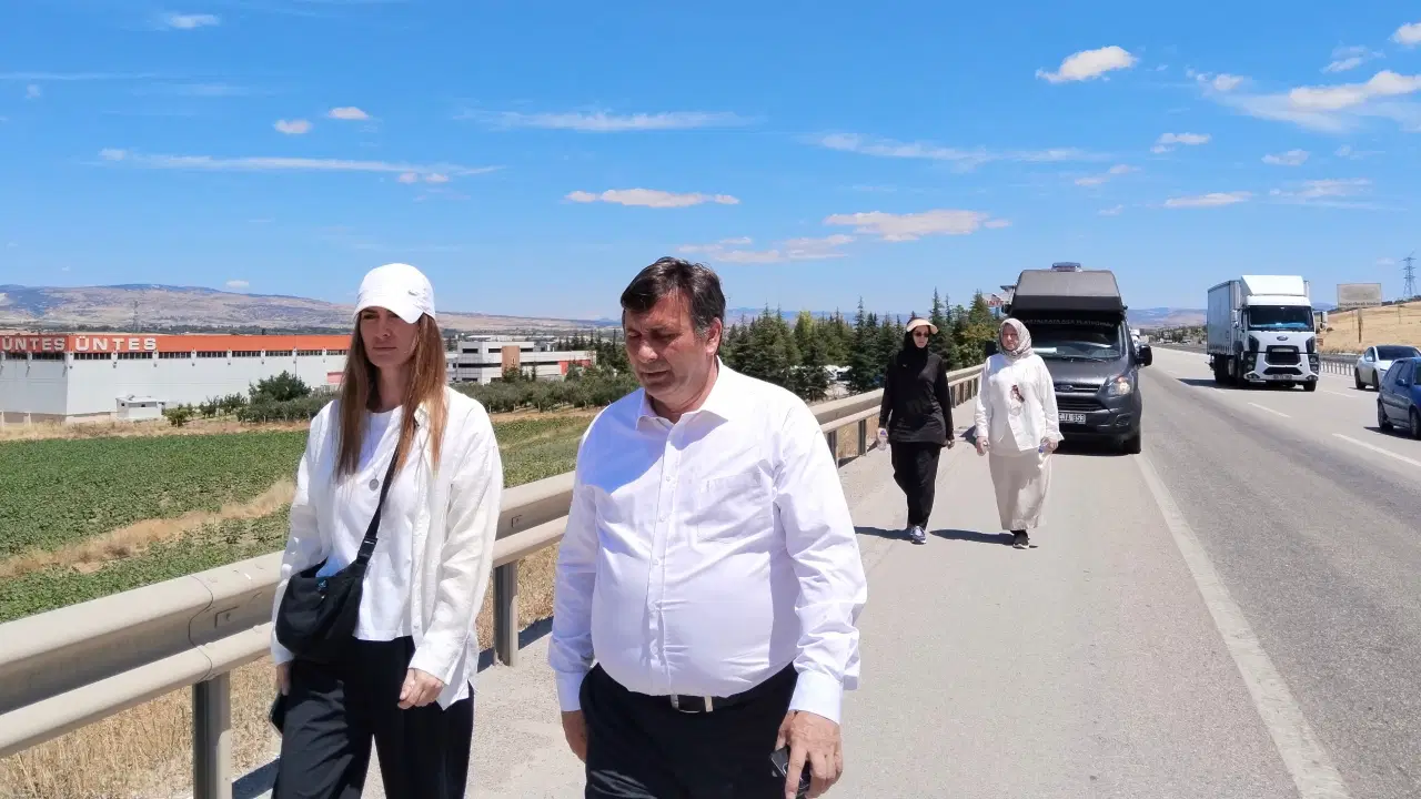 78 Can İçin Adalet Yürüyüşü'nün 6. günü... Yangında oğlunu kaybeden Danıştay Üyesi Gençbay'dan çağrı