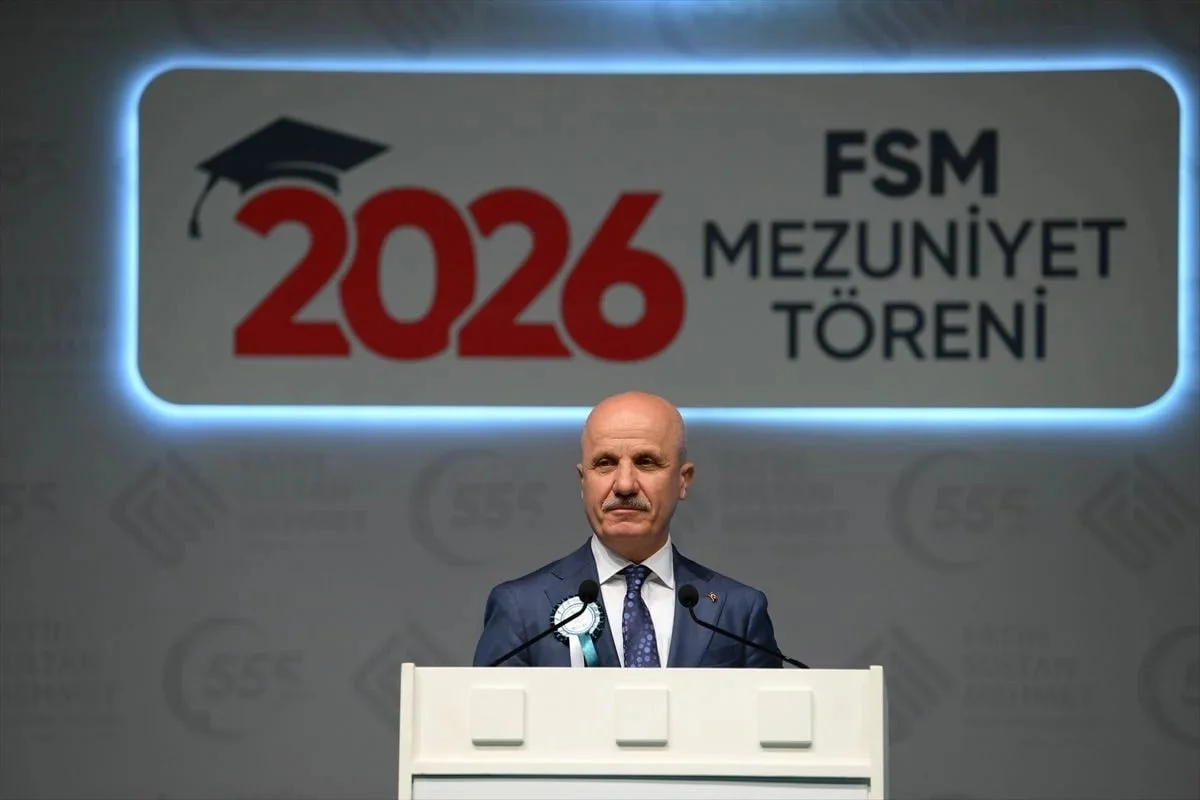 Fatih Sultan Mehmet Vakıf Üniversitesi 12. Dönem Mezuniyet Töreni Gerçekleştirildi