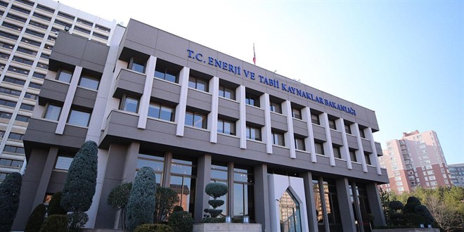 YKS'de ilk 100 bine giren 300 lisans öğrencisine burs imkanı