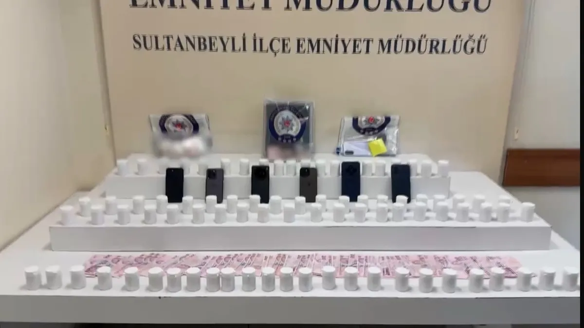 Sultanbeyli’de film gibi uyuşturucu operasyonu: Polis dron ile takip ettiği çeteyi çökertti