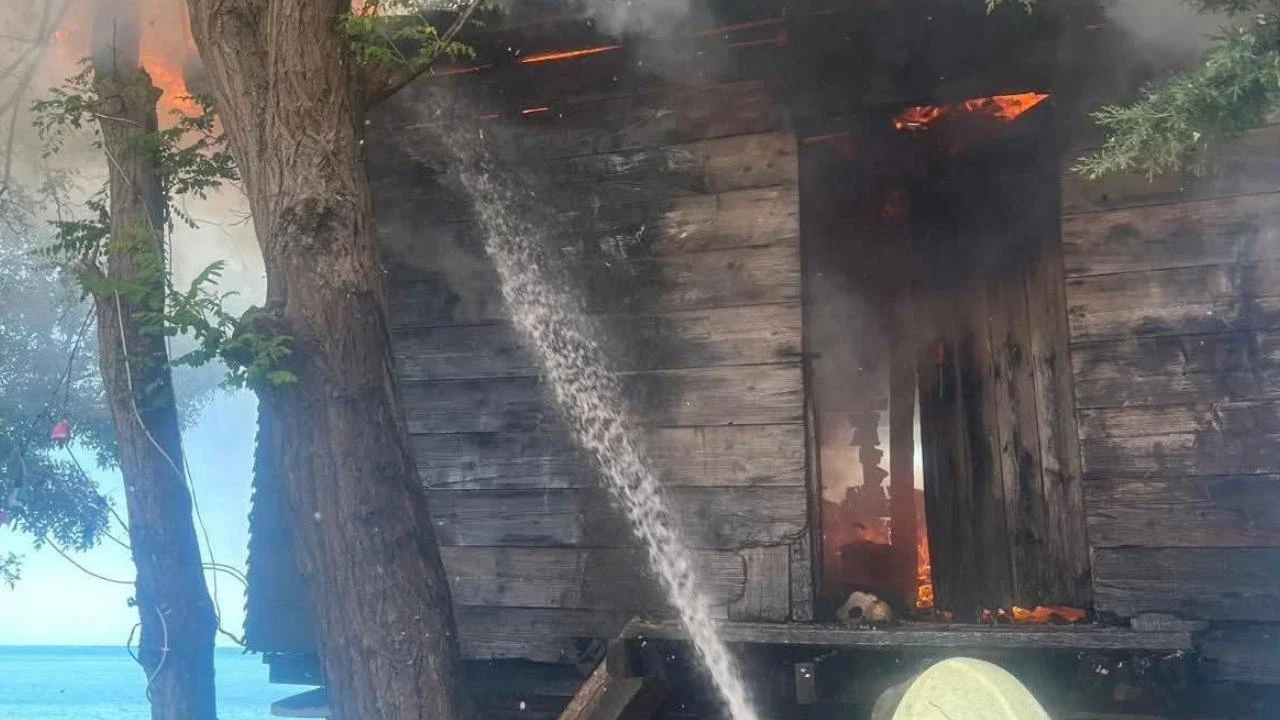 Ordu'da kafe eklentisinde yangın