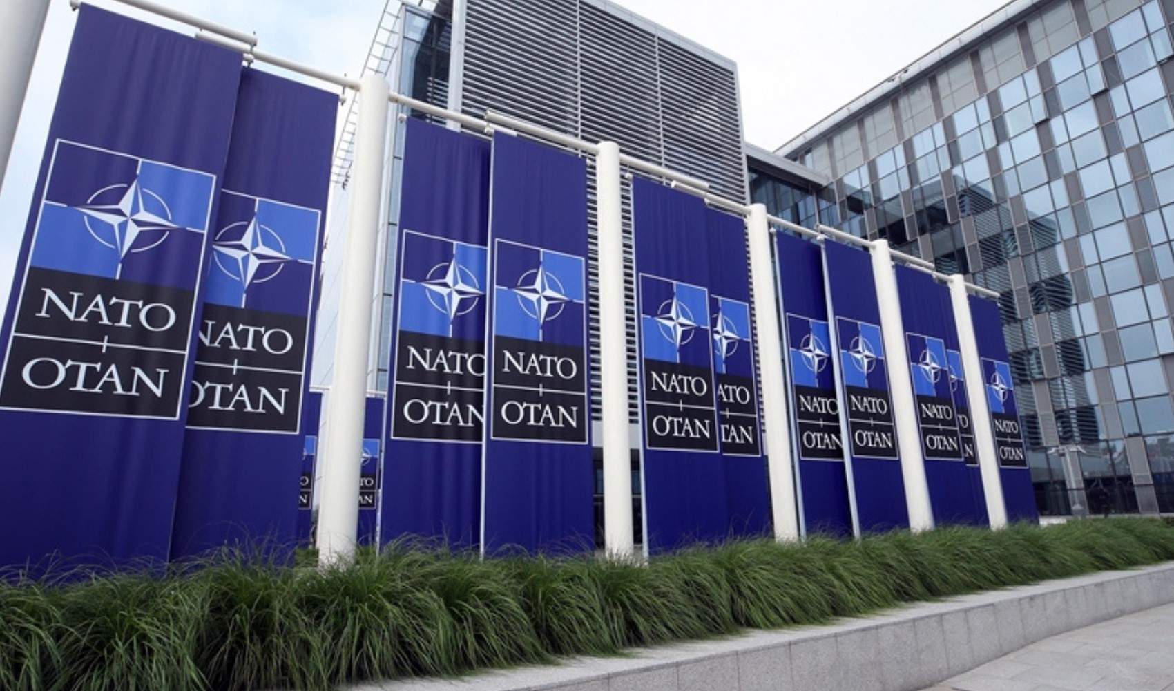 NATO yasakları Ankara'yı aştı
