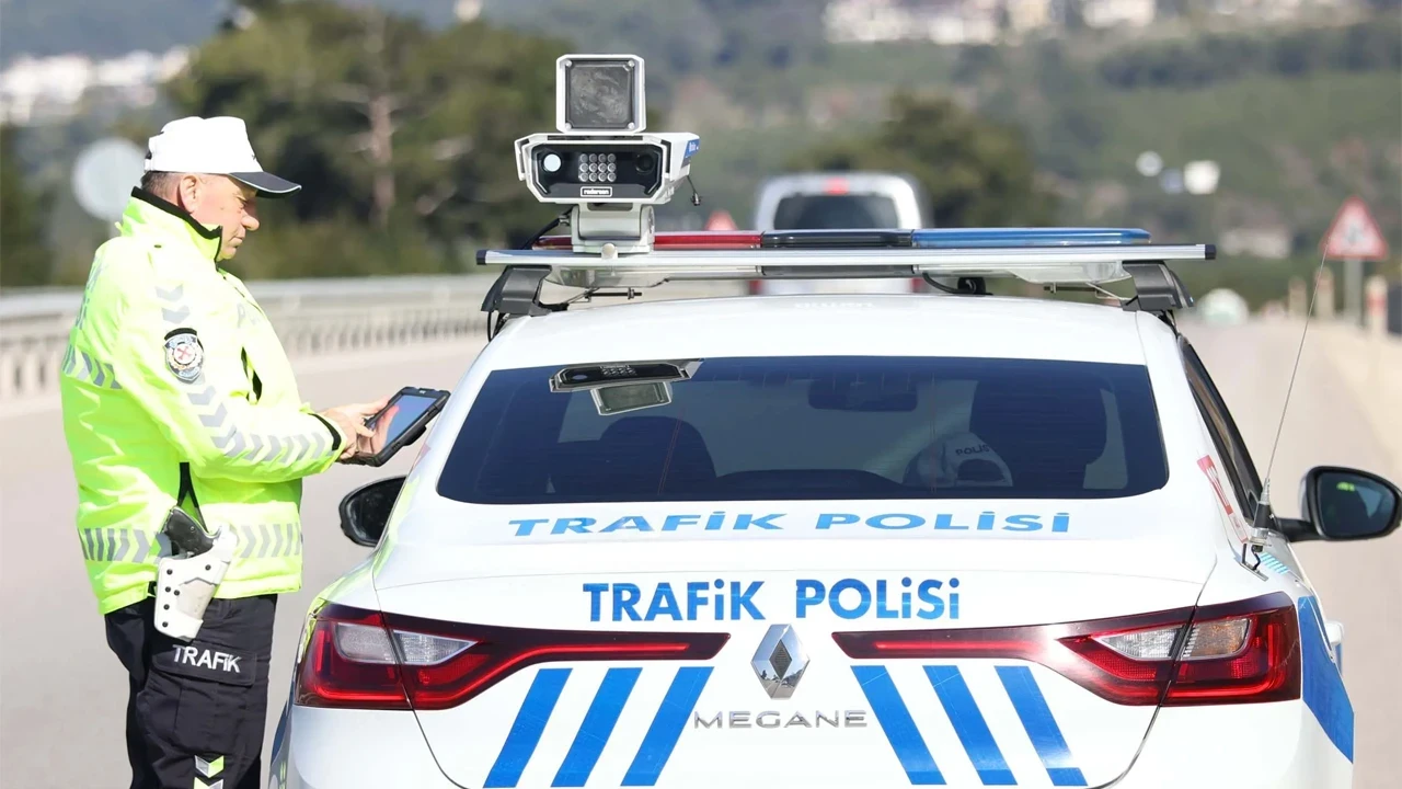 Yeni trafik düzenlemesi Meclis'e sunuldu! Promil sınırı düşecek