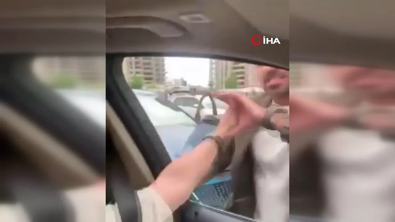 Ankara'da türkücü İsmail Altunsaray'a trafikte saldırı: Eşi o anları kaydetti