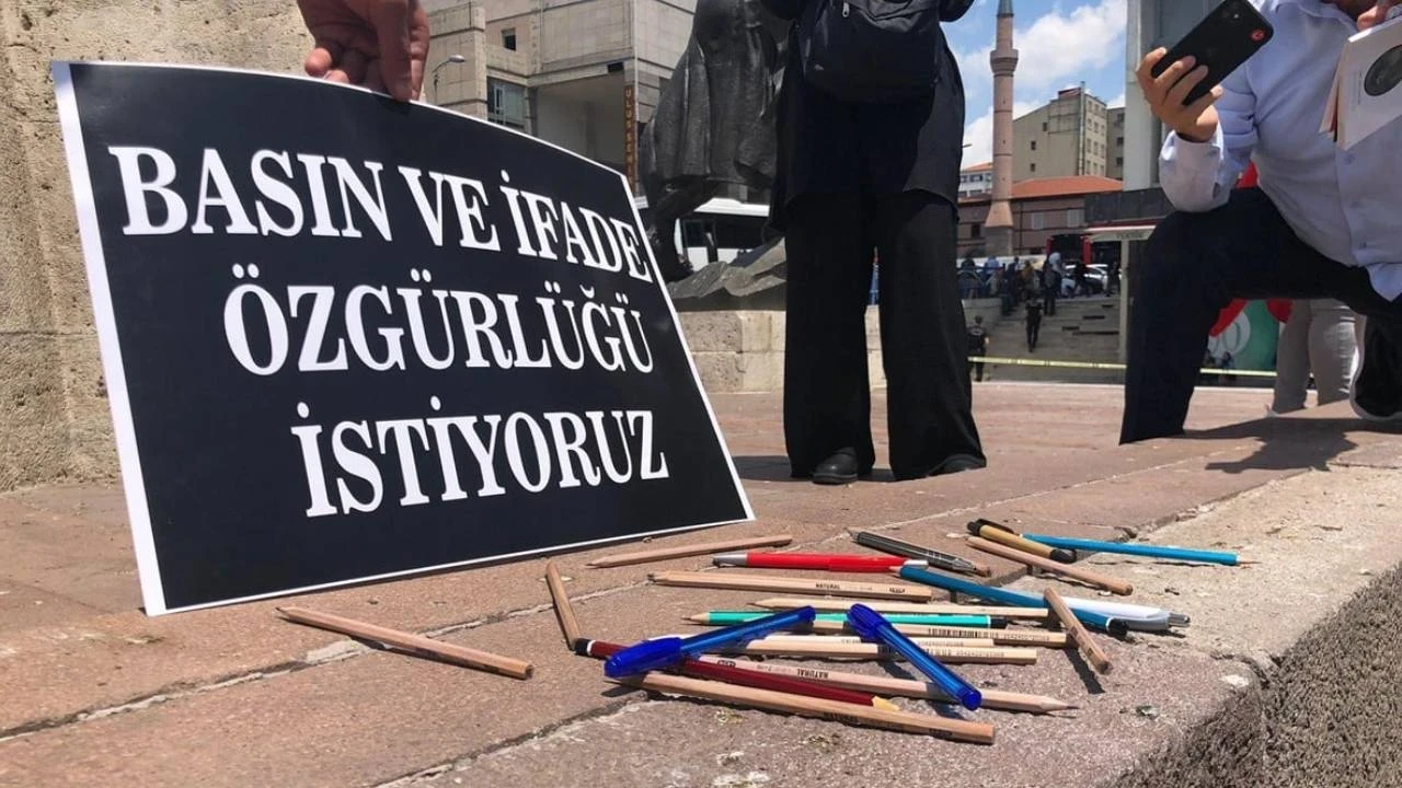 Gazeteciler Selman Çiçek ve Hülya Baytur'a soruşturma