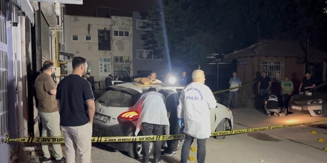 O kaçtı polis kovaladı: Polis kıskacına girince hayatına son verdi