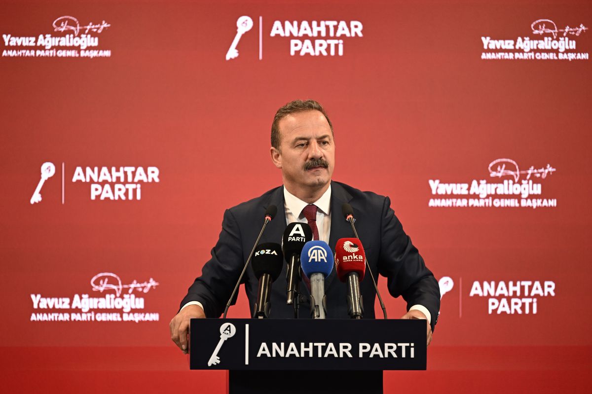 Ağıralioğlu'ndan iktidara: "Keşke keyfilikle değil devlet terbiyesiyle ahbap olsaydınız"
