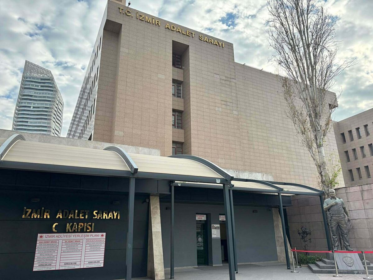 İzmir merkezli yasa dışı bahis operasyonunda 20 tutuklama