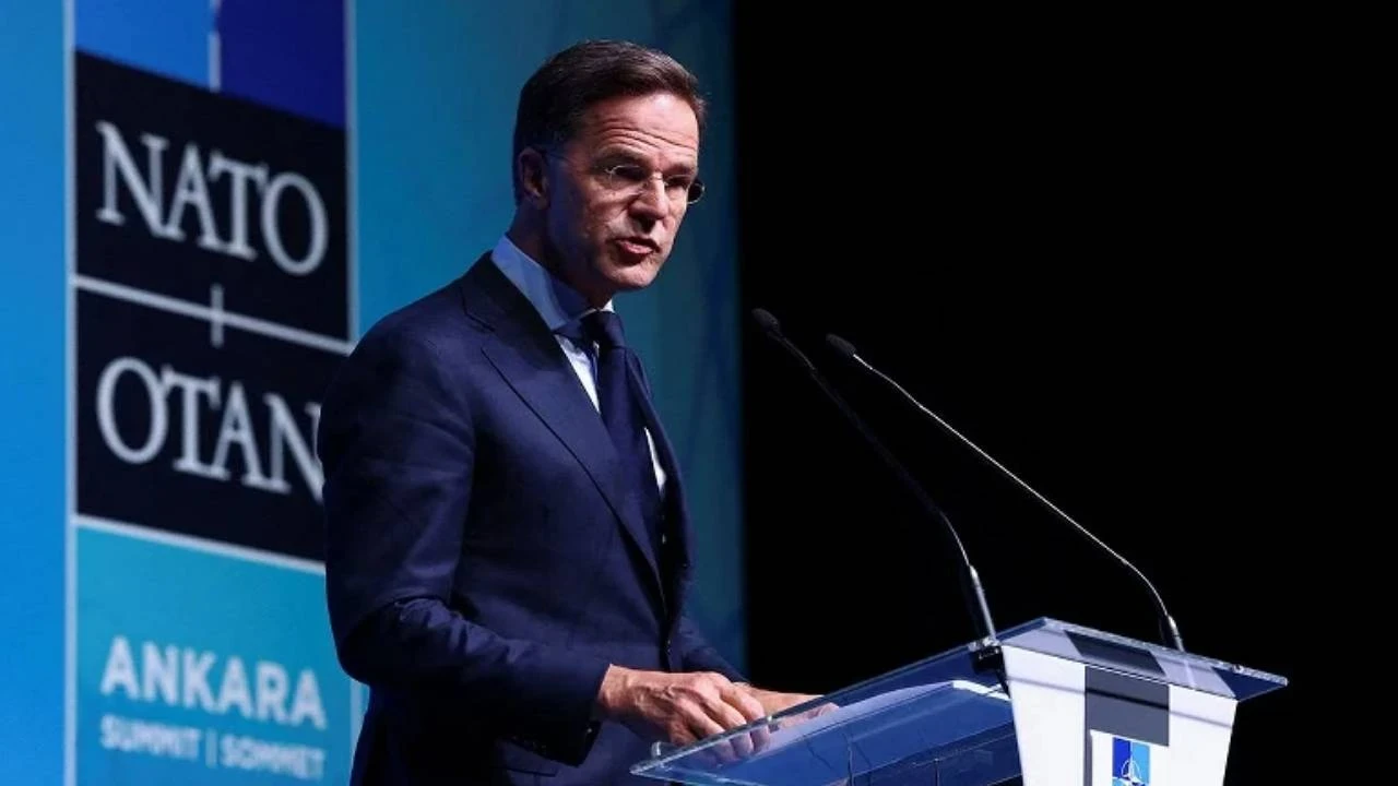 Rutte: 1 yıl önce Lahey'de verilen taahhütler hayata geçiyor