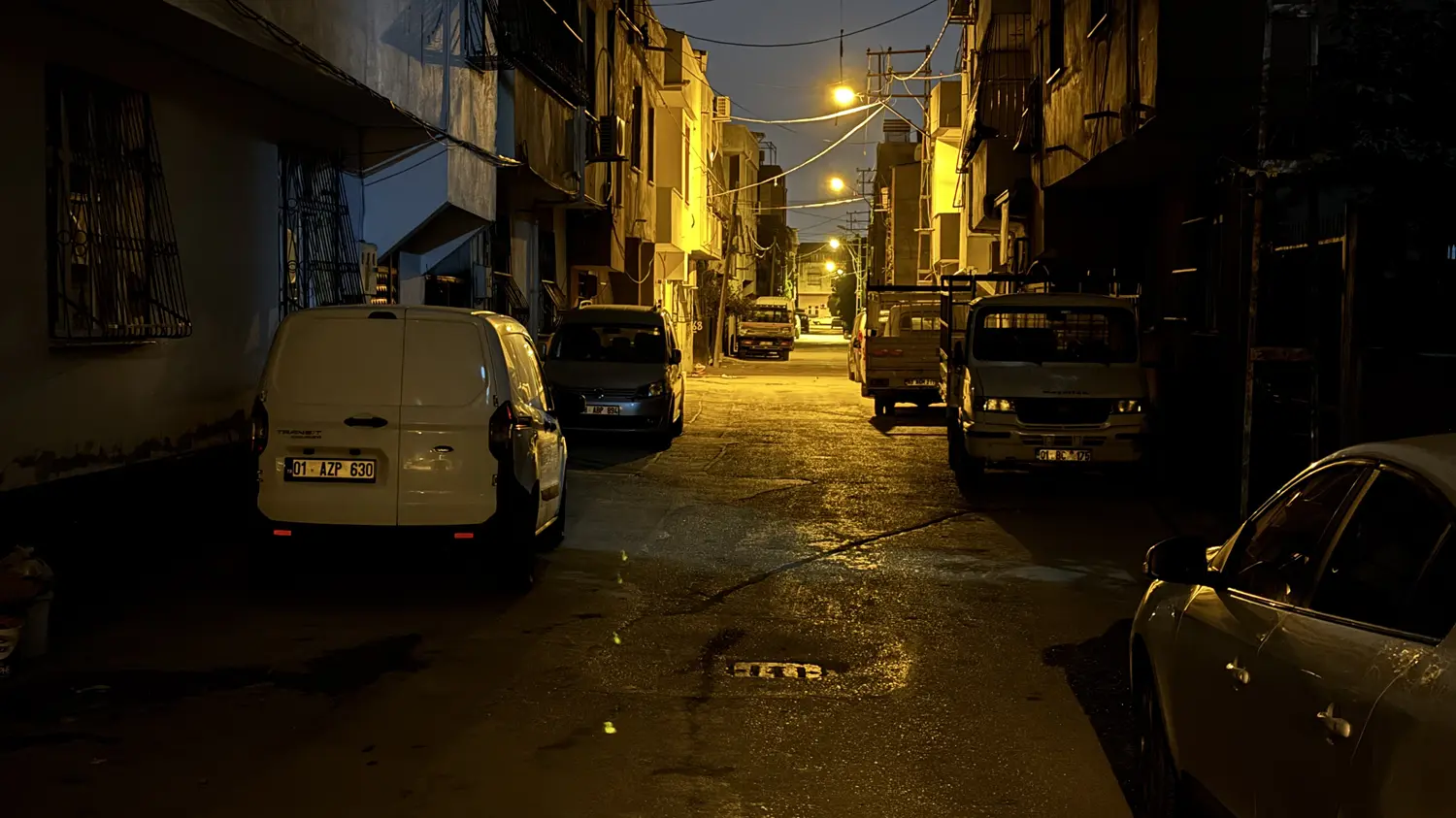 Sokak ortasında dehşet! 24 yaşındaki Reyhan hayatını kaybetti