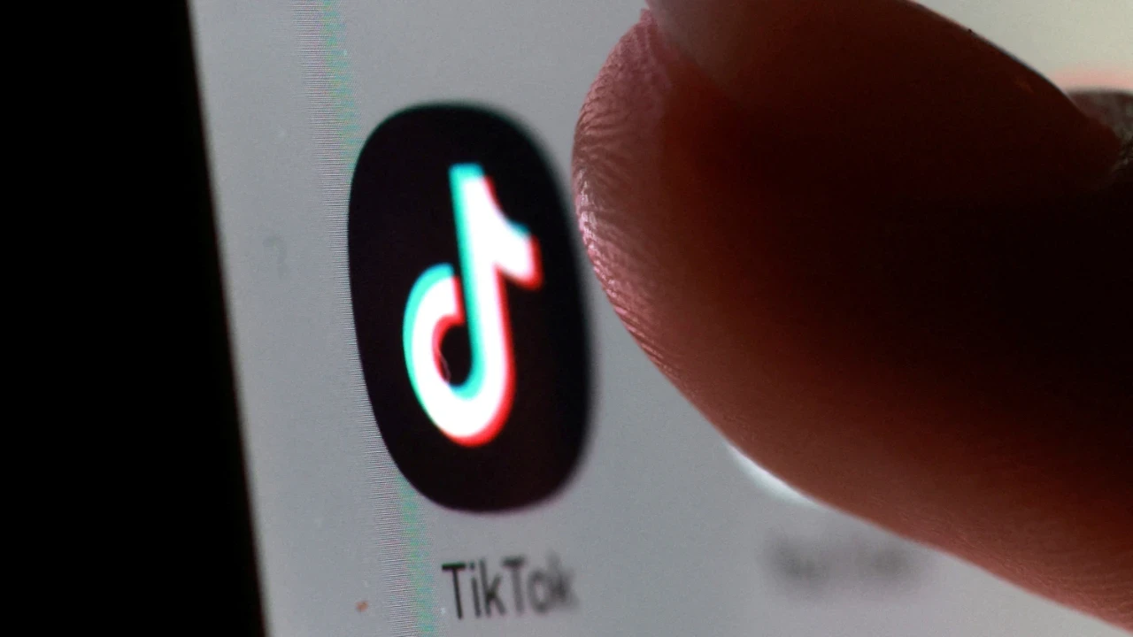 TikTok'ta yüzlerce çalışanı kapsayan küçülme: Küresel kullanıcı kitlesini etkileyebilir