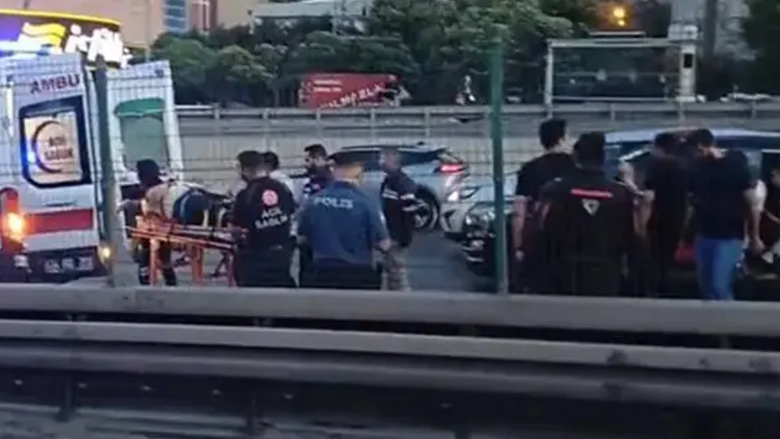 Beylikdüzü'nde zincirleme kaza: 1 yaralı