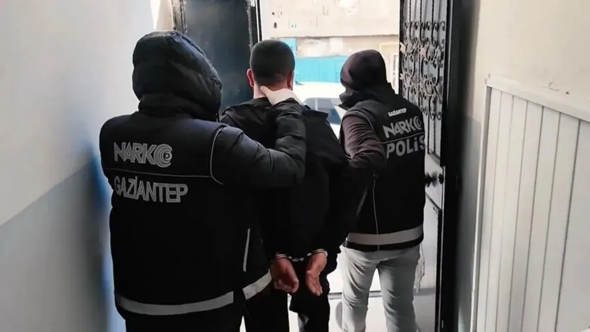 Gaziantep merkezli 14 ilde Narko Kapan operasyonu! 382 şüpheli gözaltında