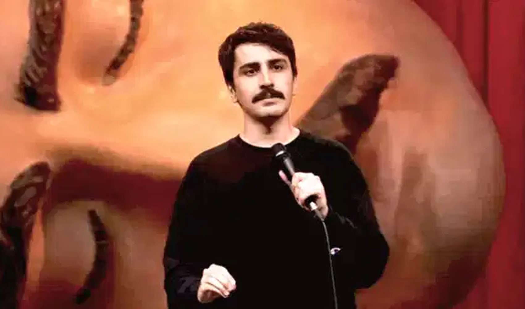 Komedyen Deniz Göktaş'ın gözaltına alınmasına tepki büyüyor