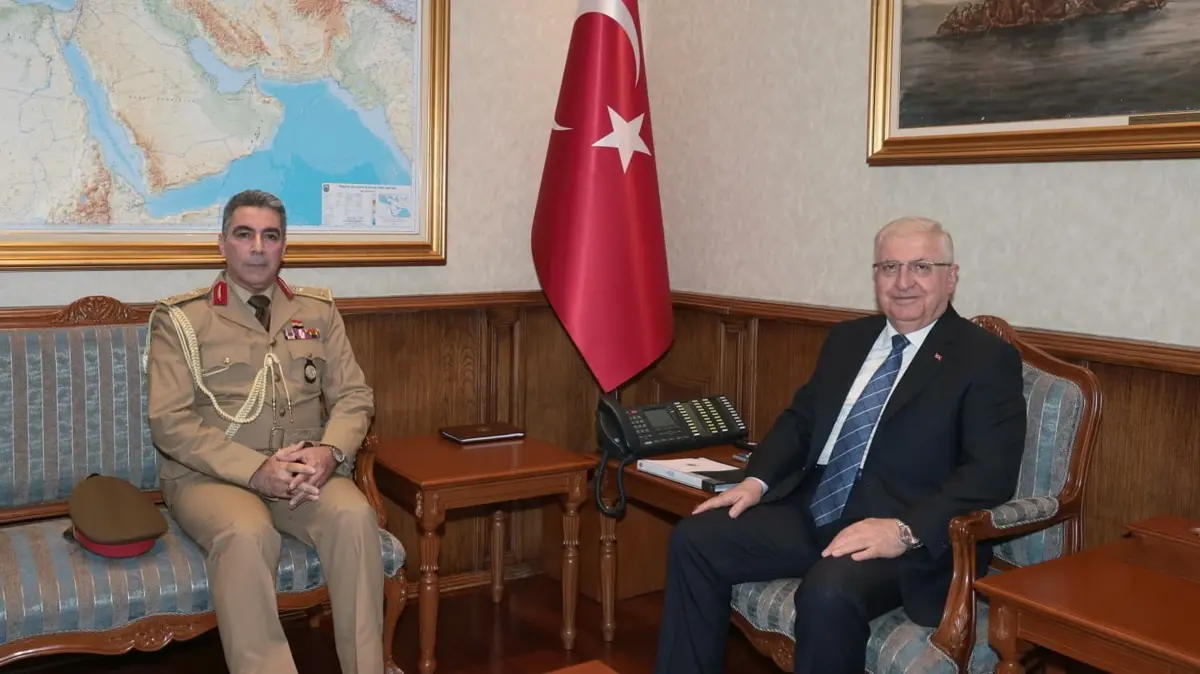 Bakan Güler, Irak'ın Ankara Askeri Ataşesi Tümgeneral Khalil'i kabul etti