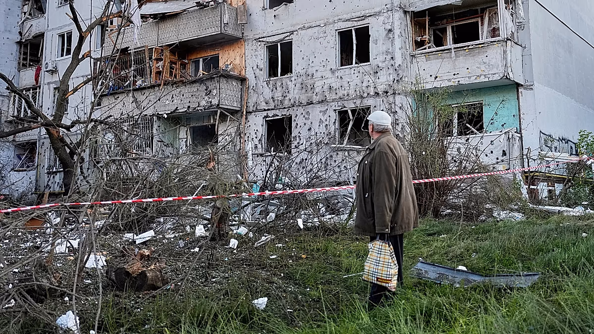 Rusya füze ve İHA saldırılarıyla Ukrayna'yı vurdu: En az 9 ölü