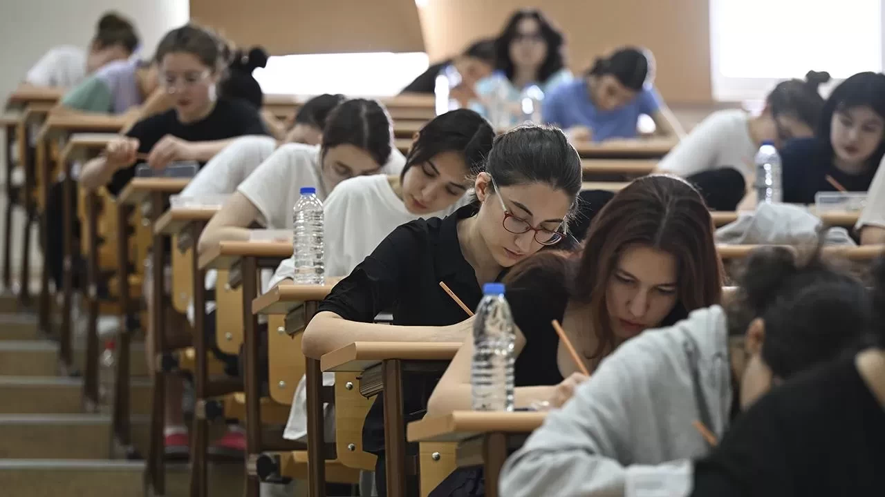 Bu yıl YKS'ye kaç kişi girecek? YKS kaç kişi başvurdu? Salondaki rakiplerinizin tam sayısı