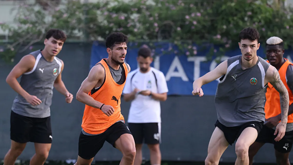 Alanyaspor dayanıklılık ve taktik çalıştı!