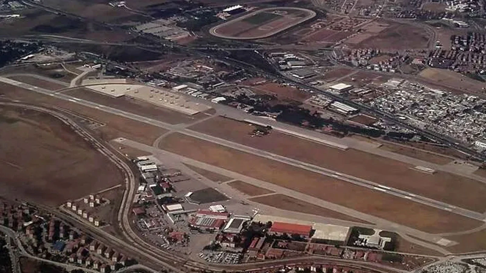 Ankara'daki Etimesgut Havalimanı yeni adıyla 15 Haziran'da açılacak