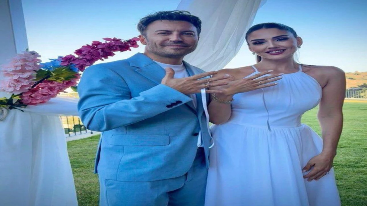 Ünlü çift Bodrum’da nişanlandı: Dizi aşkı evliliğe gidiyor