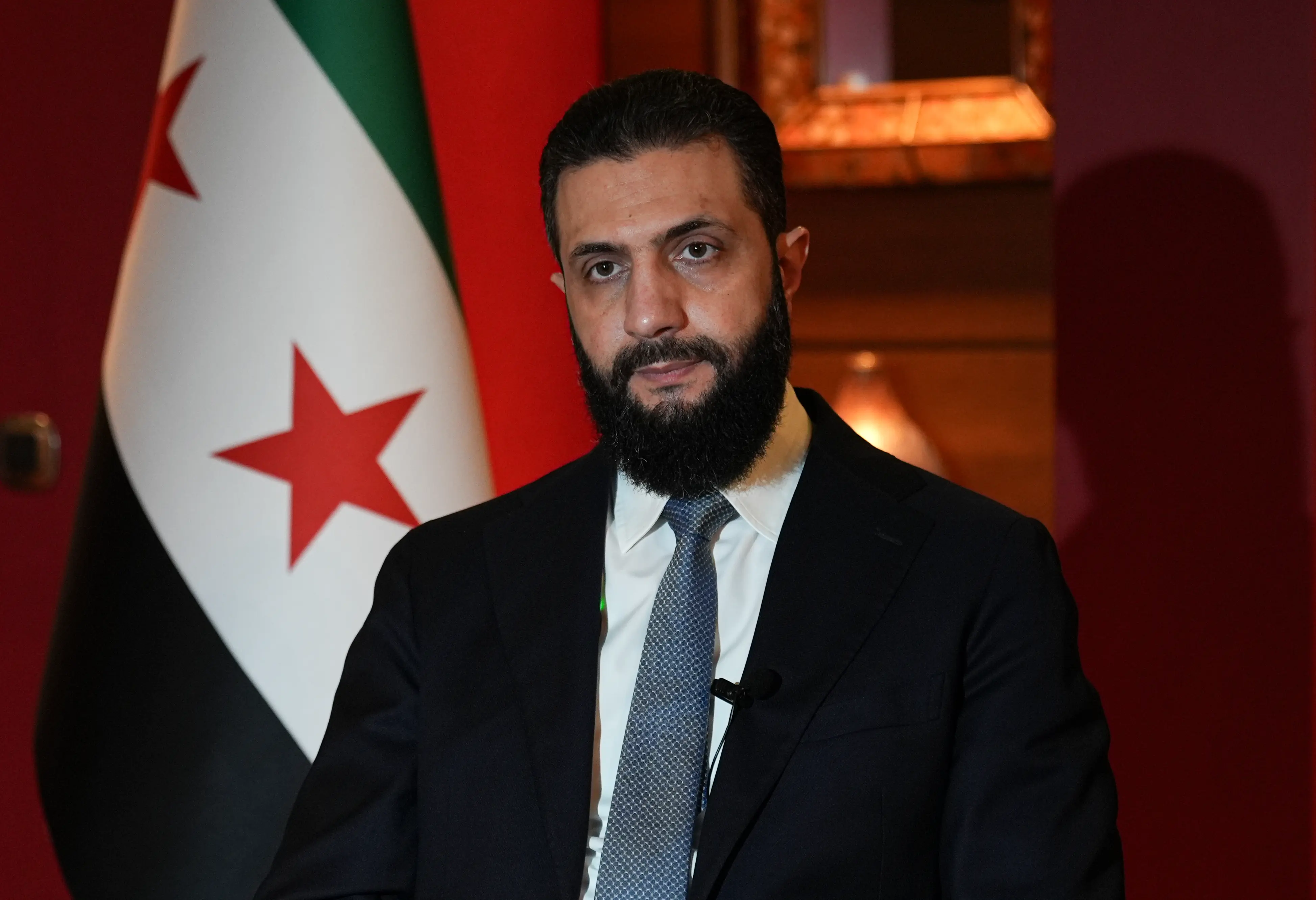 Suriye'den Trump'ın sözlerine net cevap... Şara: Askeri müdahale anlayışına dönmek istemiyoruz