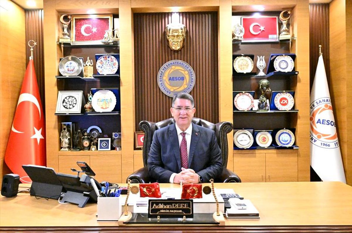 AESOB Başkanı Dere: "Turizm otele sıkışırsa, bereket esnafa ulaşmaz"