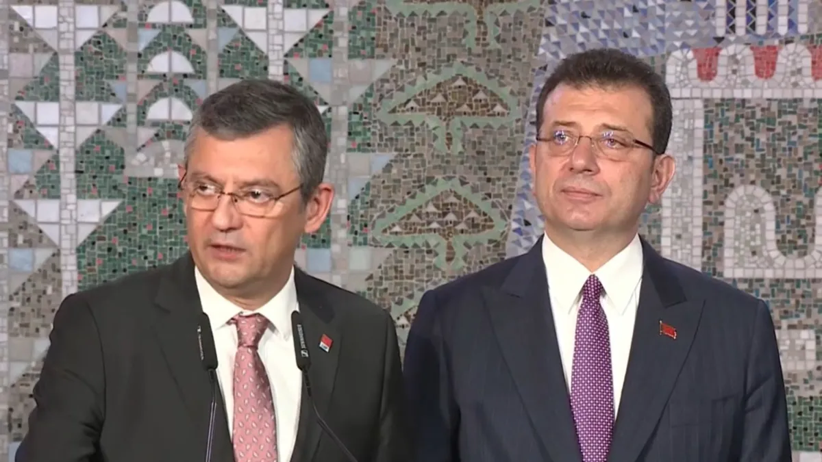CHP’den kopuş için iki partili senaryo: Özgür Özel ve Ekrem İmamoğlu arasında yine kriz! | Anadolu...