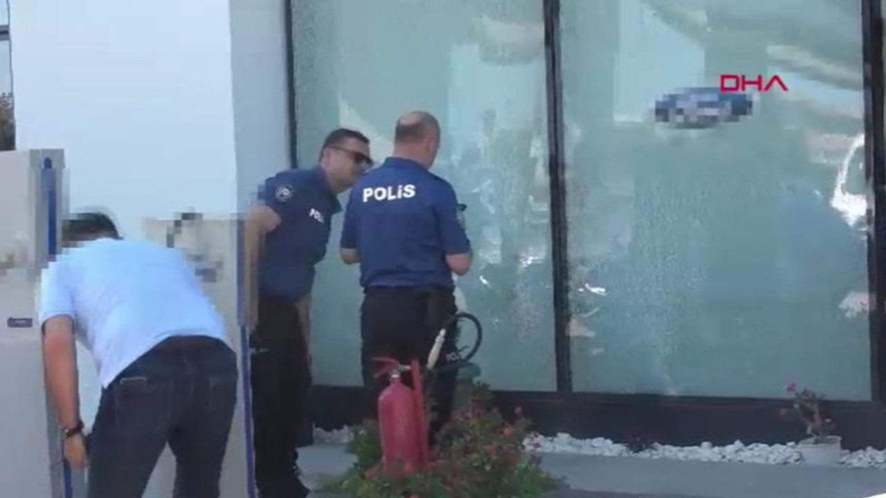 Aynı gün, aynı hedef! Antalya'da Otokoç galerisine silahlı saldırı!