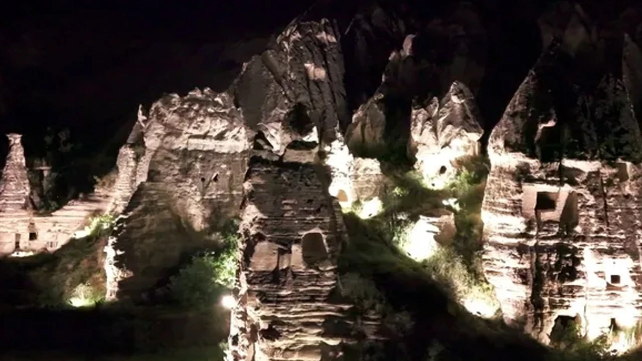 Kapadokya’da gece müzeciliği dönemi: Gün batımından sonra da keşif mümkün