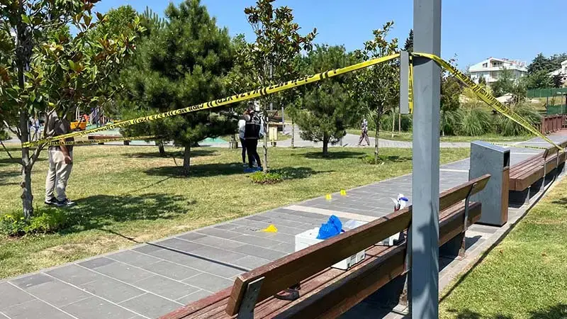 Çatalca'da boşanma aşamasındaki eşini boğazından bıçakladı