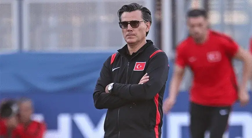 Vincenzo Montella'dan Paraguay maçı öncesi eleştirilere yanıt! 'Kaos isteyenlerden daha çok Türküm'
