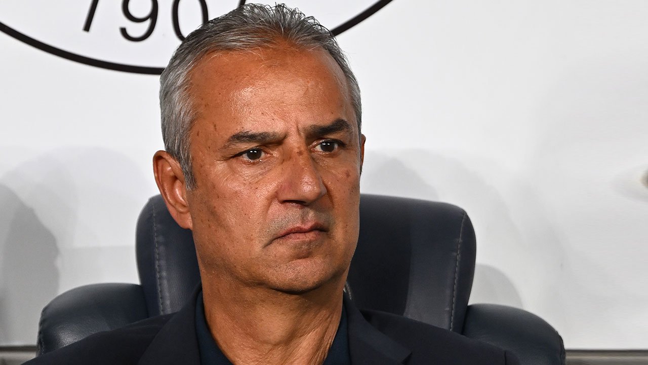 Fenerbahçe'de İsmail Kartal'dan yabancı kuralı çıkışı: "Normal değil, değişebilir"
