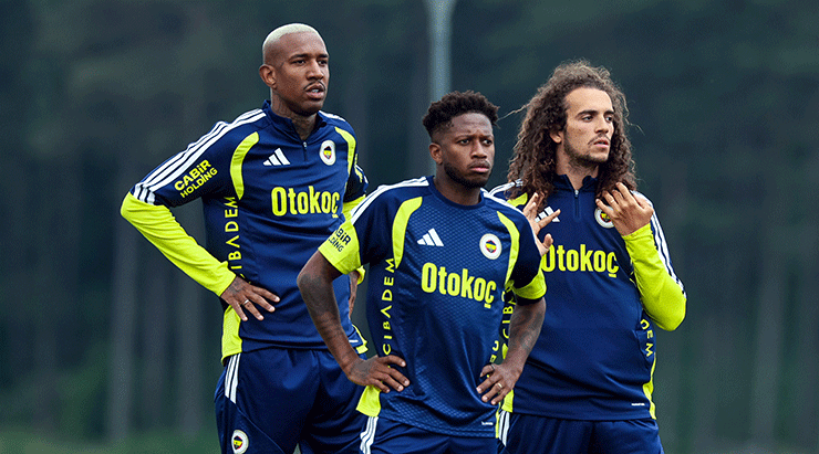 Aziz Yıldırım'dan Topuk Yaylası ziyareti! Fenerbahçe antrenmanlarını sürdürdü
