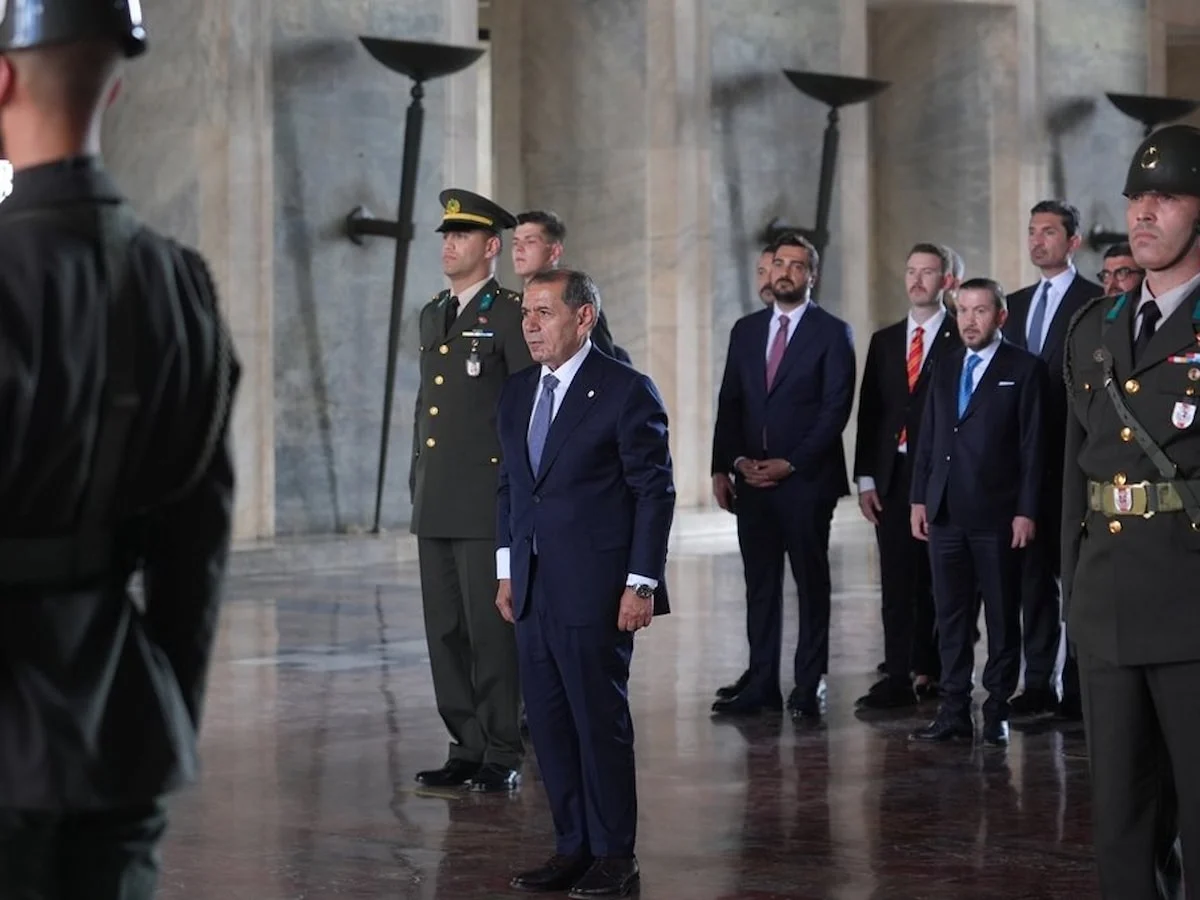 Galatasaray'dan Anıtkabir'e ziyaret