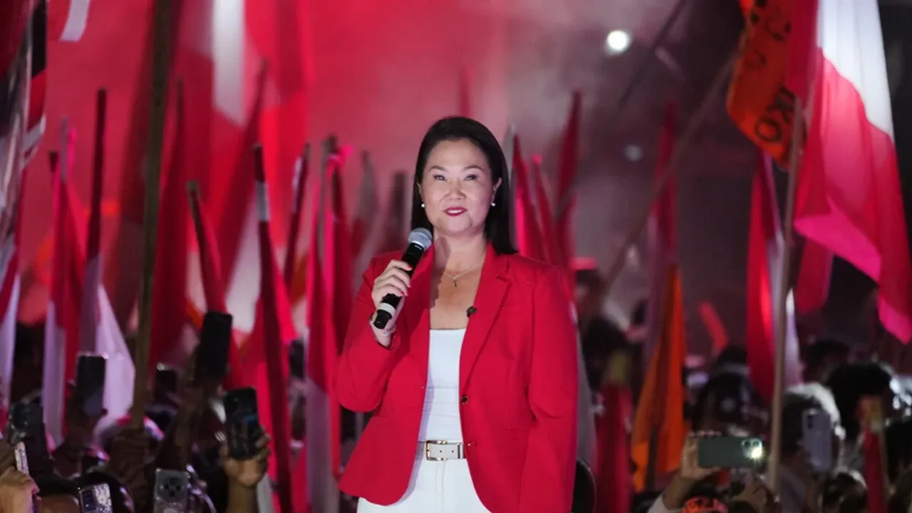 Eski diktatörün kızı Keiko Fujimori göreve başlayacak: Peru'da ulusal eylem çağrısı