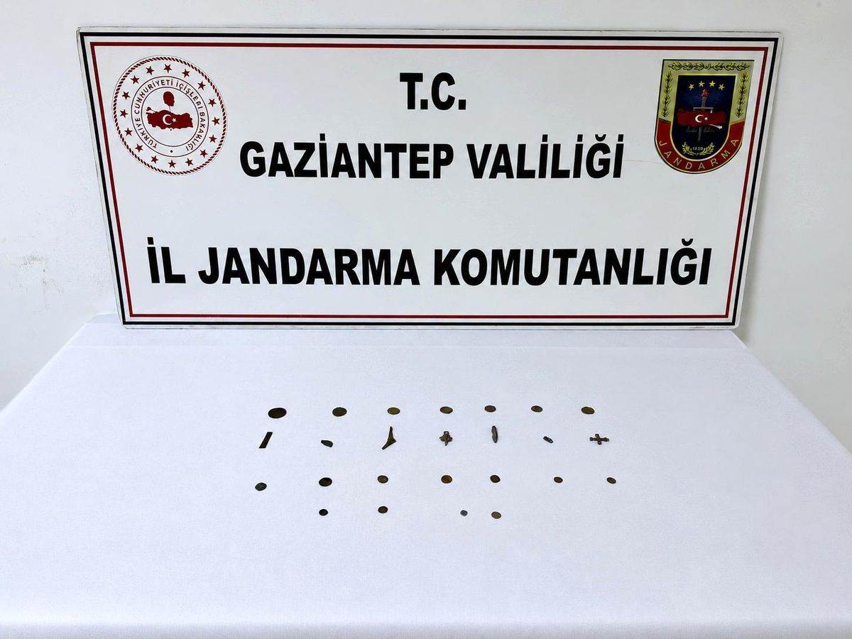 Gaziantep'te 19 adet tarihi eser sikke ele geçirildi: 1 gözaltı
