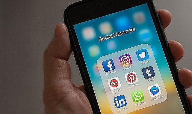 Sosyal medyada yeni dönem: Influencer'lar ve yapay zeka mercek altında